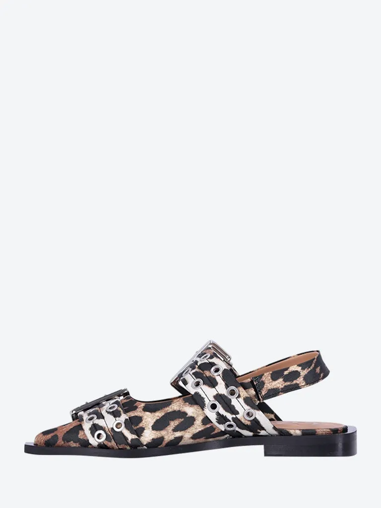 Feminine buckle print ballerinas