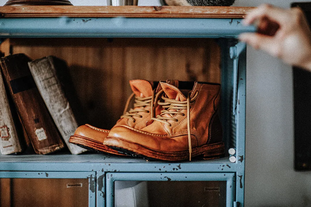 HANDMADE COWHIDE BOOT