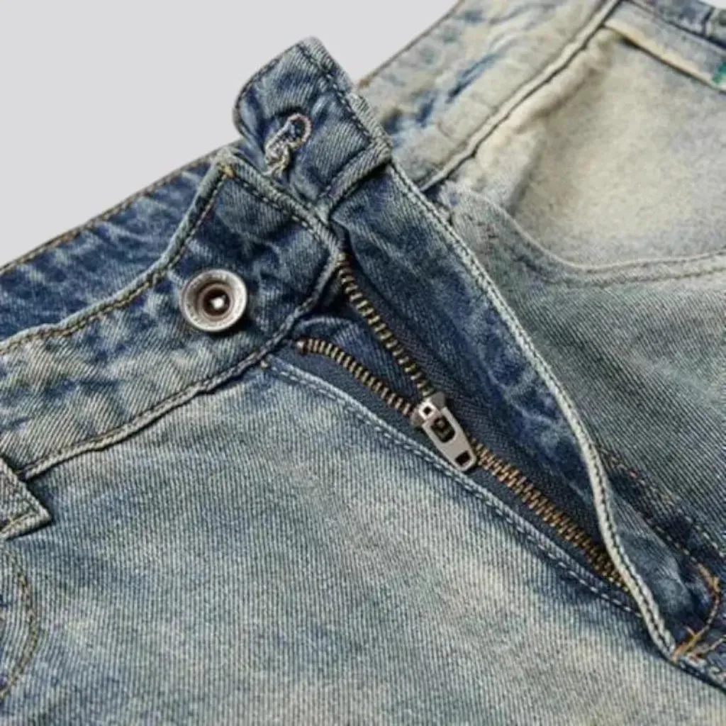 Light retro sanded jeans for men