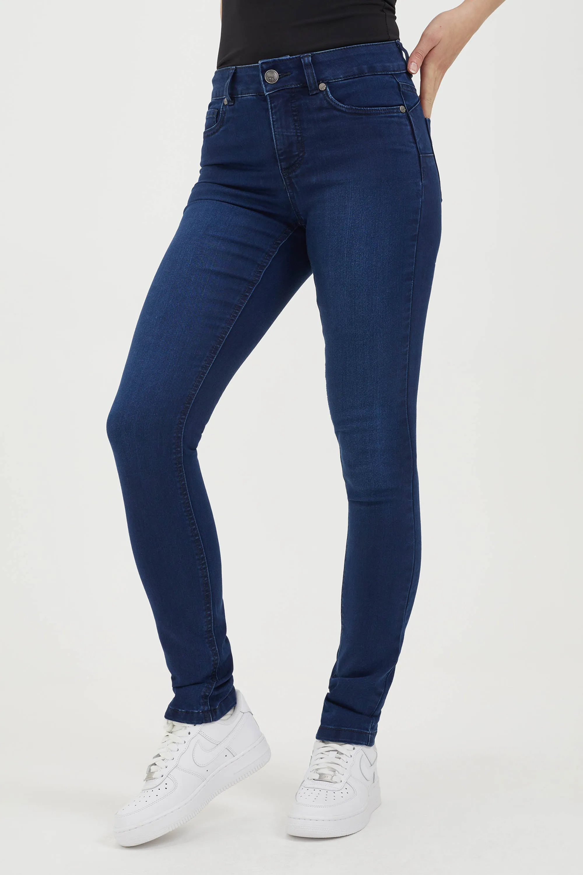 Narrow-legged Joy Jeans